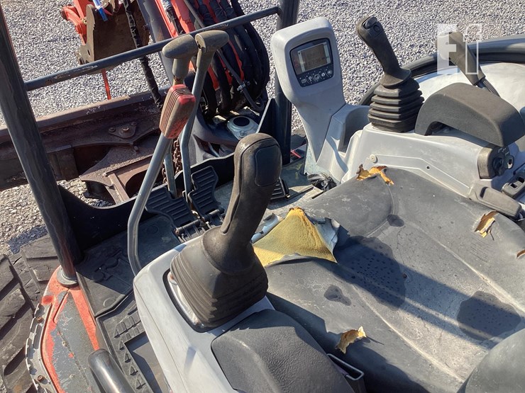2018-kubota-kx057-4-image-16