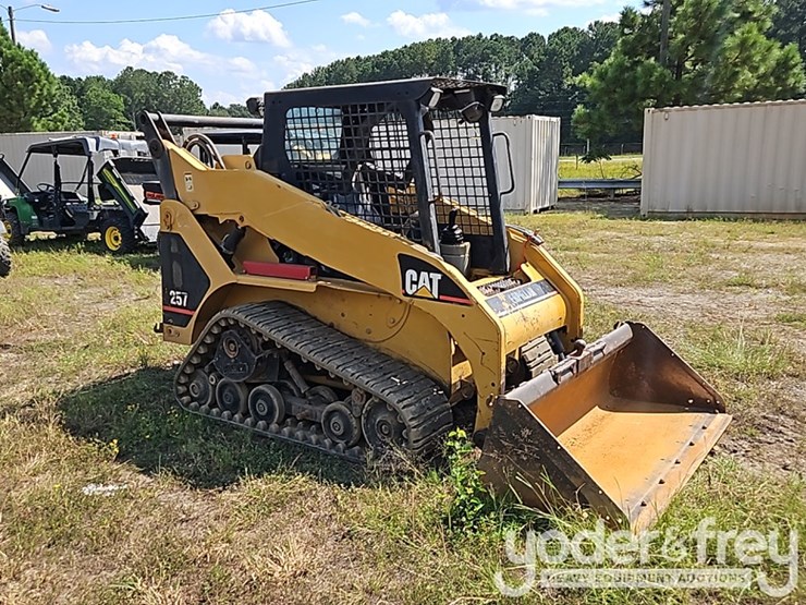 caterpillar-257-image-6