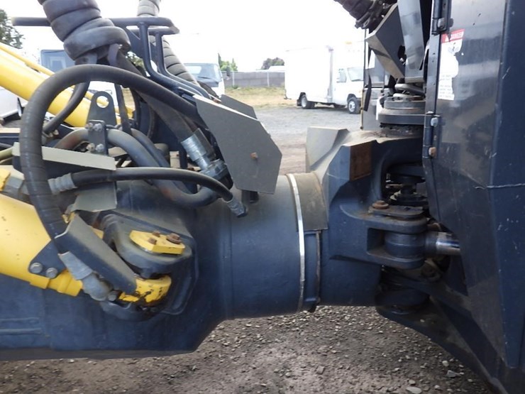 2016-komatsu-hm400-5-image-19