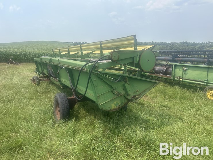 john-deere-224-image-5