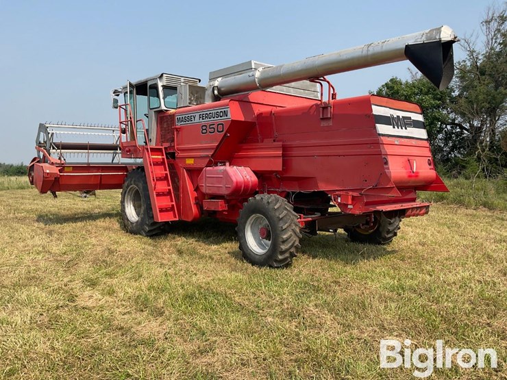1985-massey-ferguson-850-image-7