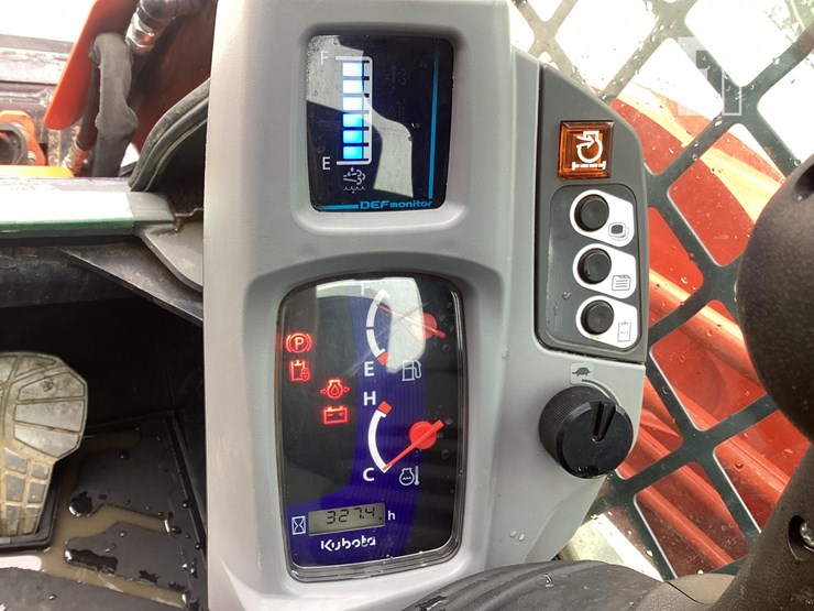 2021-kubota-svl97-2-image-10