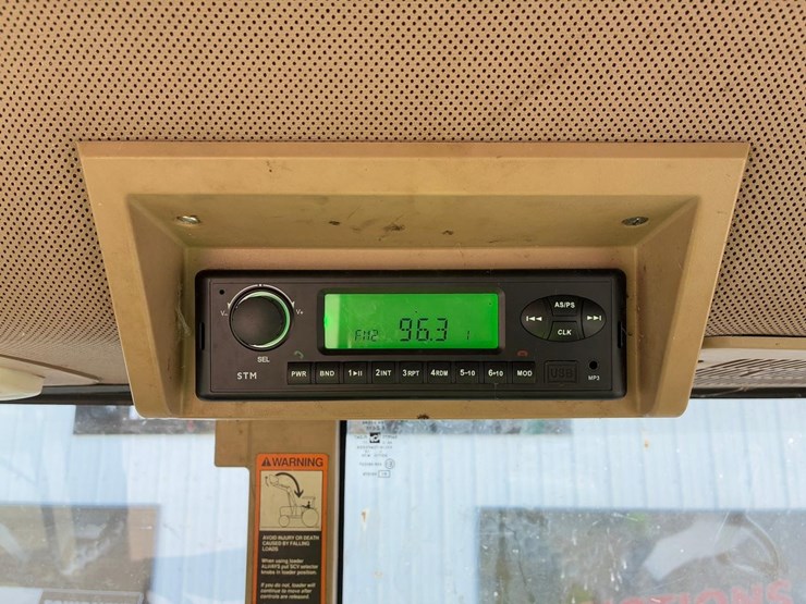 john-deere-7210-image-24