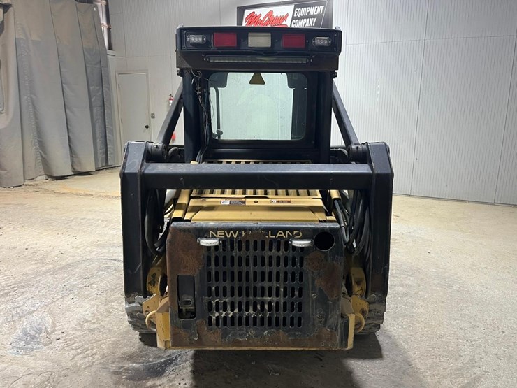 new-holland-lx665-image-4