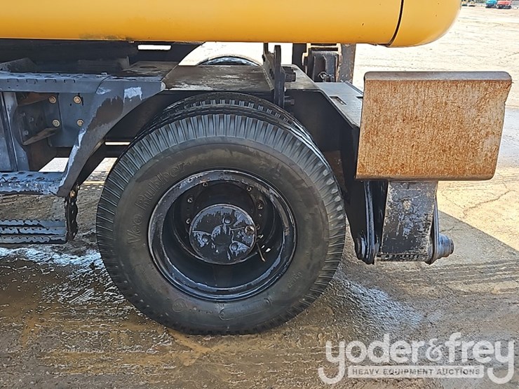 2014-deere-190dw-image-16
