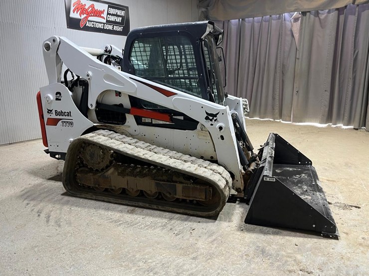 2022-bobcat-t770-image-6