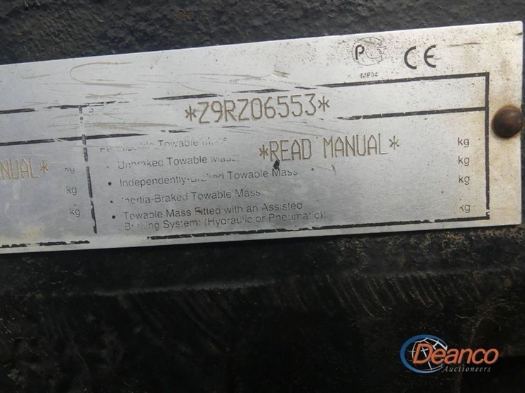 2010-case-ih-magnum-275-image-11