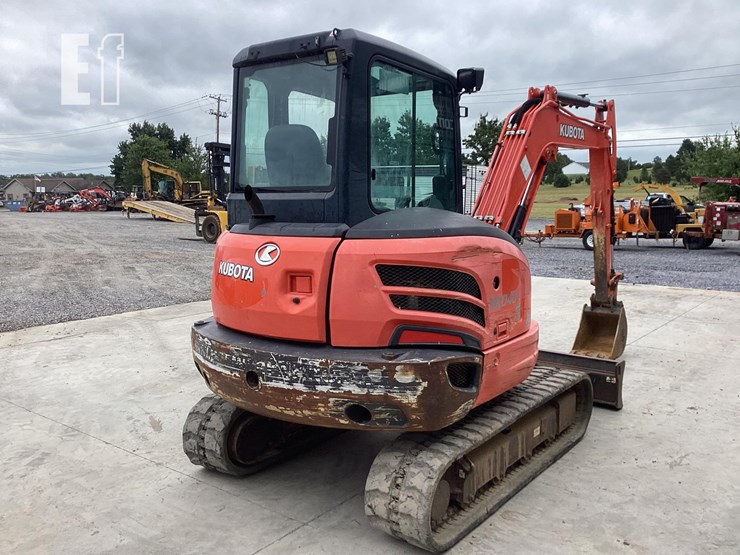 2017-kubota-kx040-4-image-4