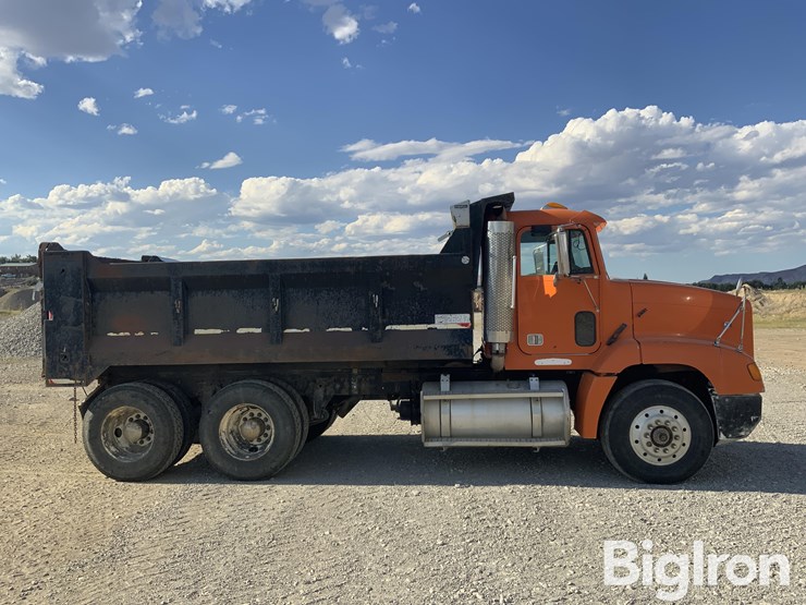 1996-freightliner-fld112-image-4