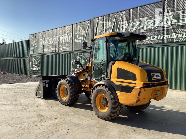 2019-jcb-409-image-2