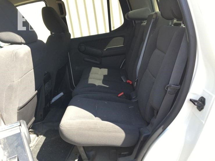 2009-ford-explorer-xlt-image-9