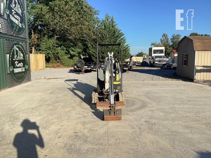 2022-bobcat-e20-image-10