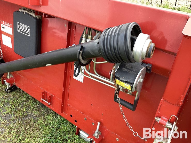 2011-case-ih-3020-image-15
