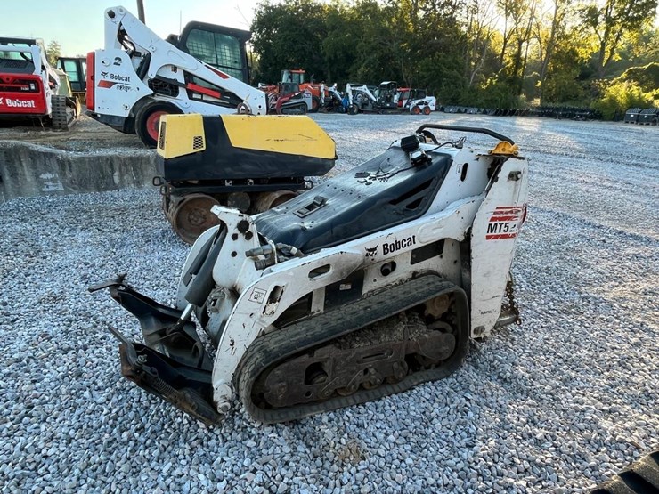 2007-bobcat-mt52-image-1