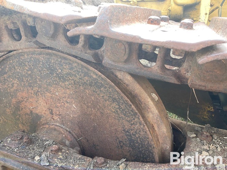 caterpillar-d6-image-17