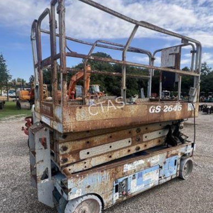 #89 • GS - 2646 Scissor Lift