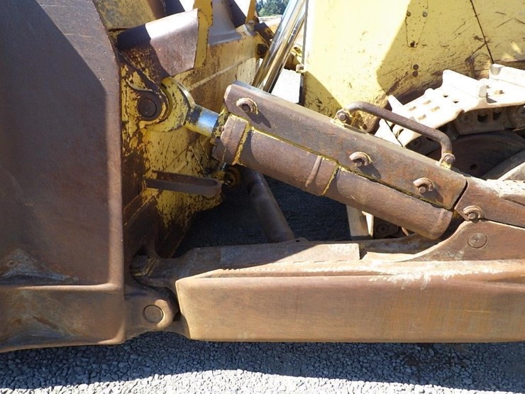 2004-komatsu-d275ax-5-image-10