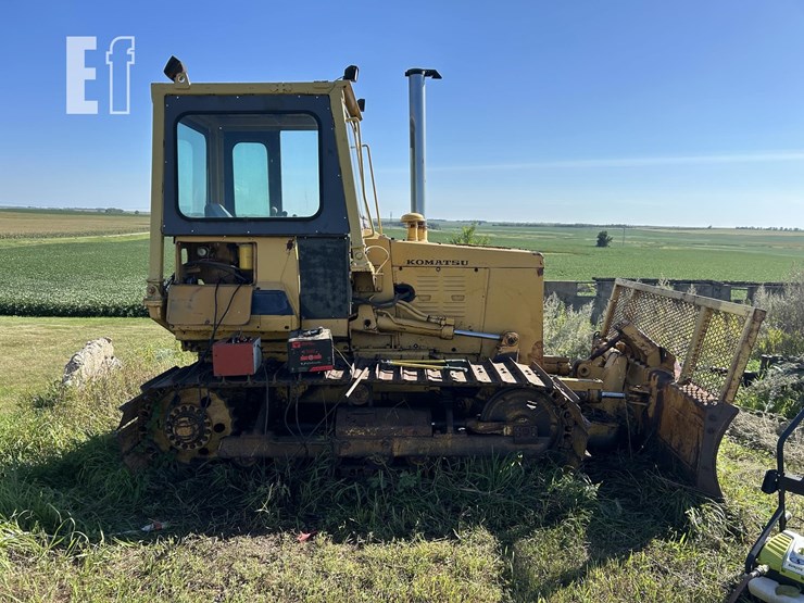 komatsu-d31p-17-image-2