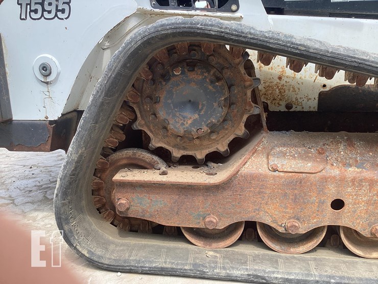 2019-bobcat-t595-image-13