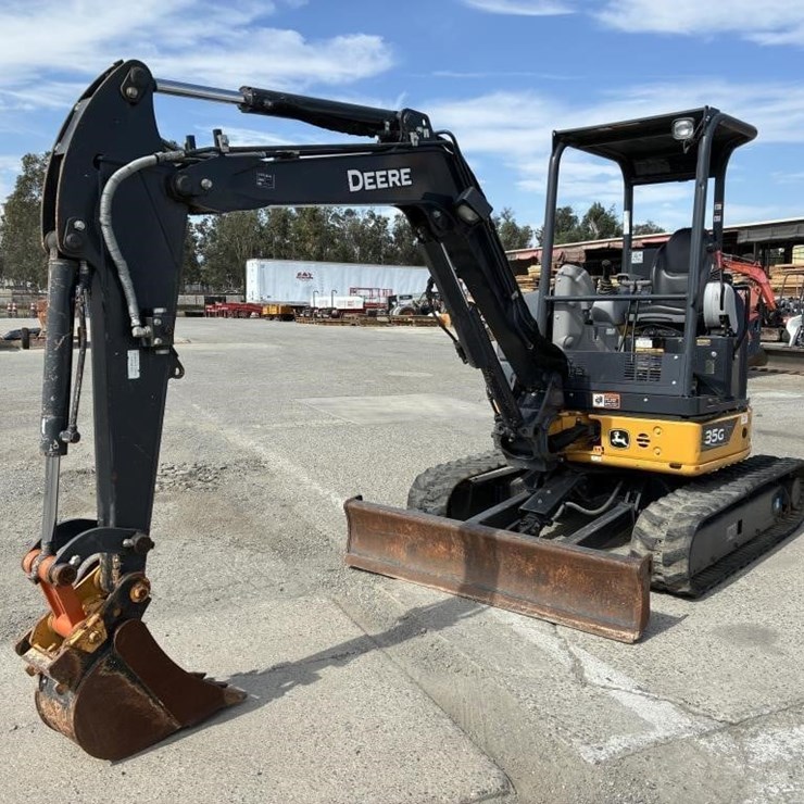 2024 DEERE 35G