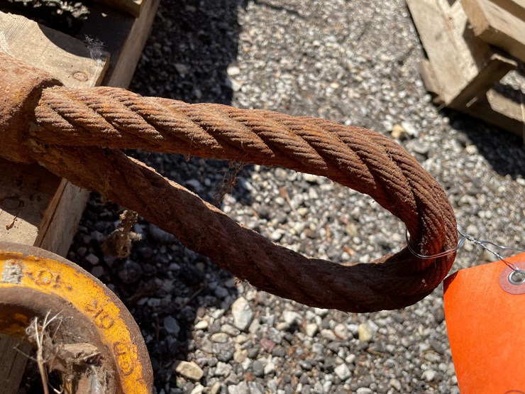 #1700-•-(2)-lifting-slings-image-3