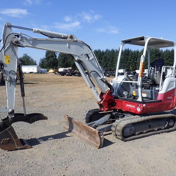 TAKEUCHI TB240