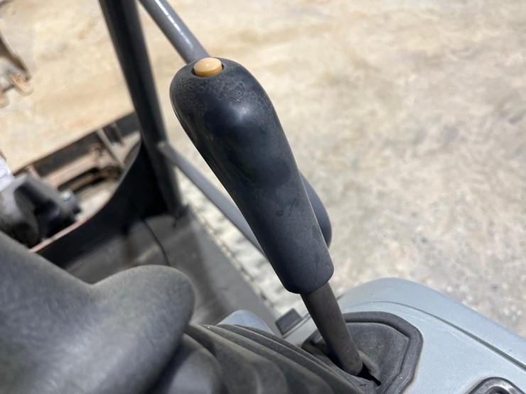 2018-bobcat-e20-image-34