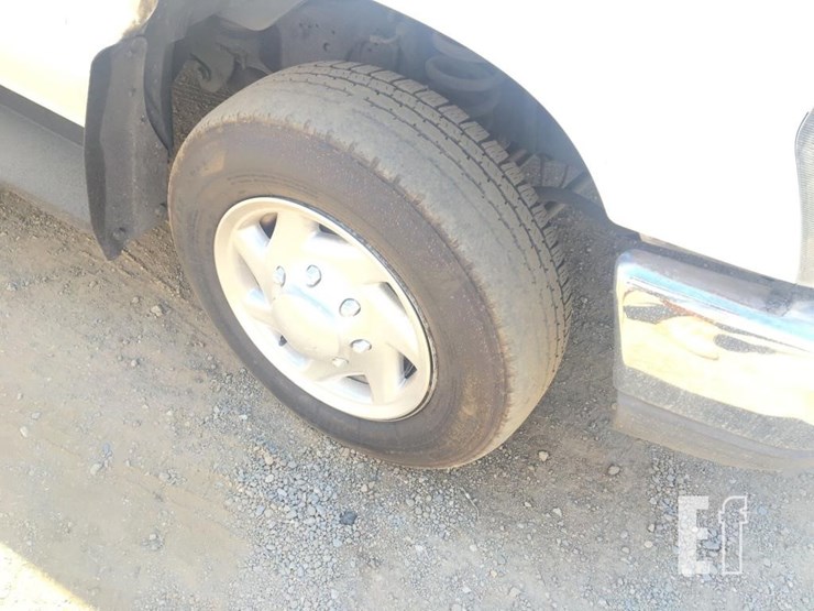 2014-ford-e150-image-14