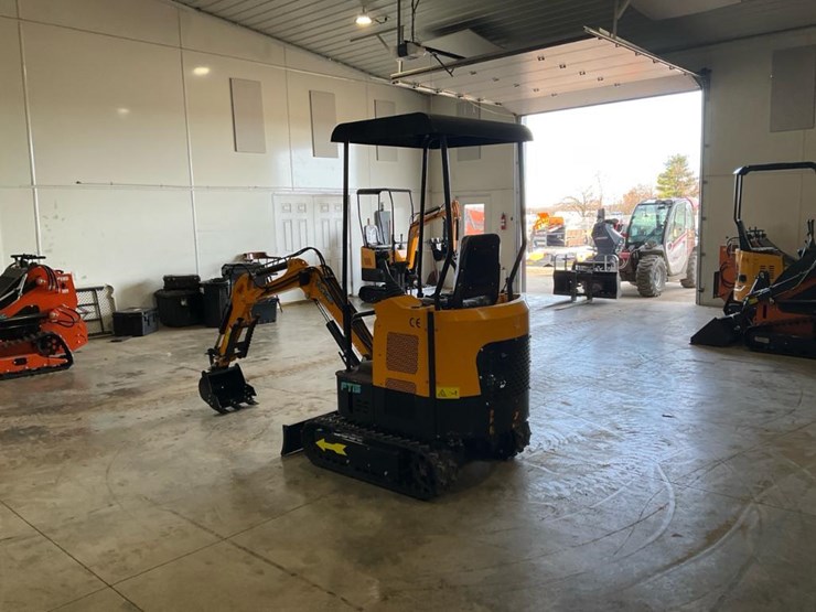 #1201-•-new-future-ft15-mini-excavator-image-3