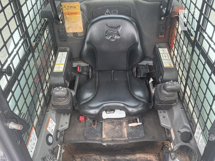 2019-bobcat-t590-image-18