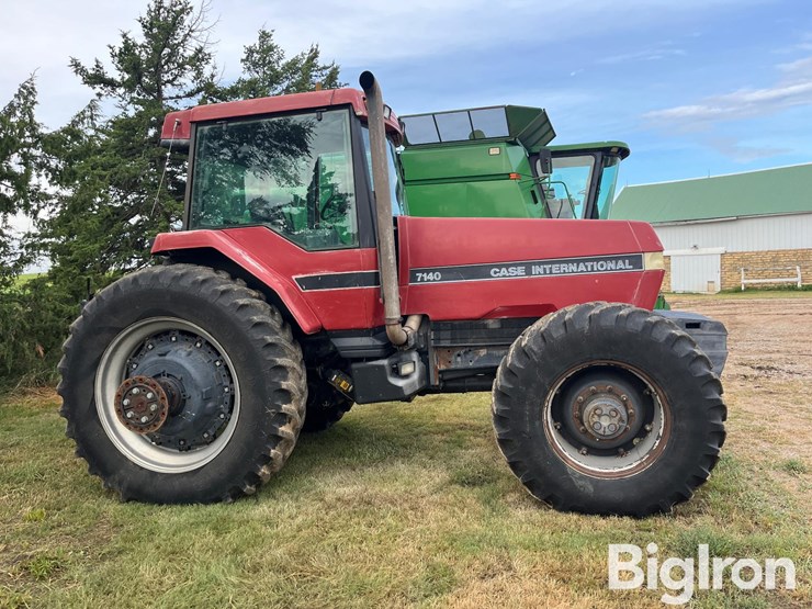 1990-case-ih-7140-image-4