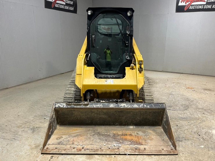 2021-caterpillar-259d-image-8