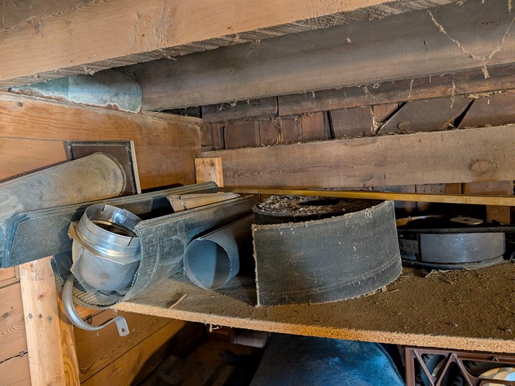 #3030-•-shelving-contents-image-4
