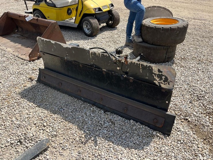john-deere-72-image-8