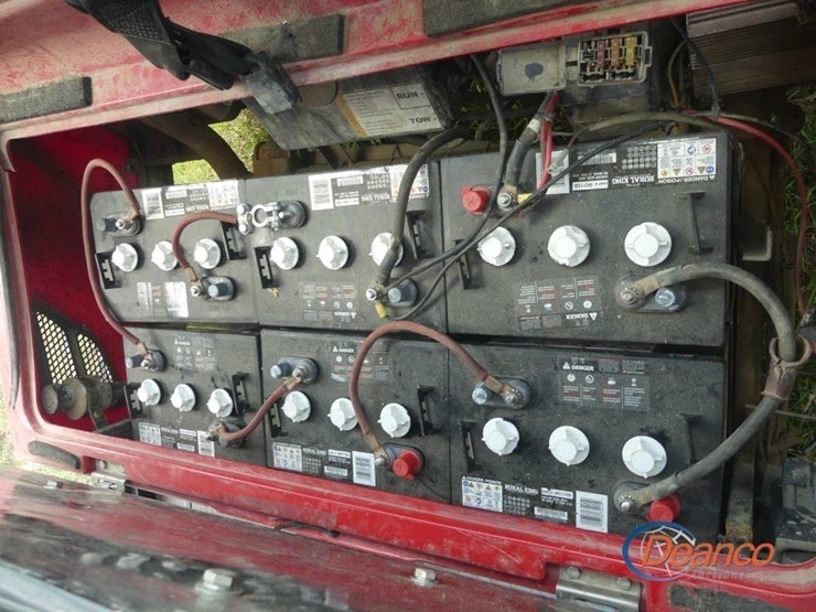 2008-city-car-electric-golf-cart,-s/n-5tste243780020801:-36-volt,-encl.-cab-image-8