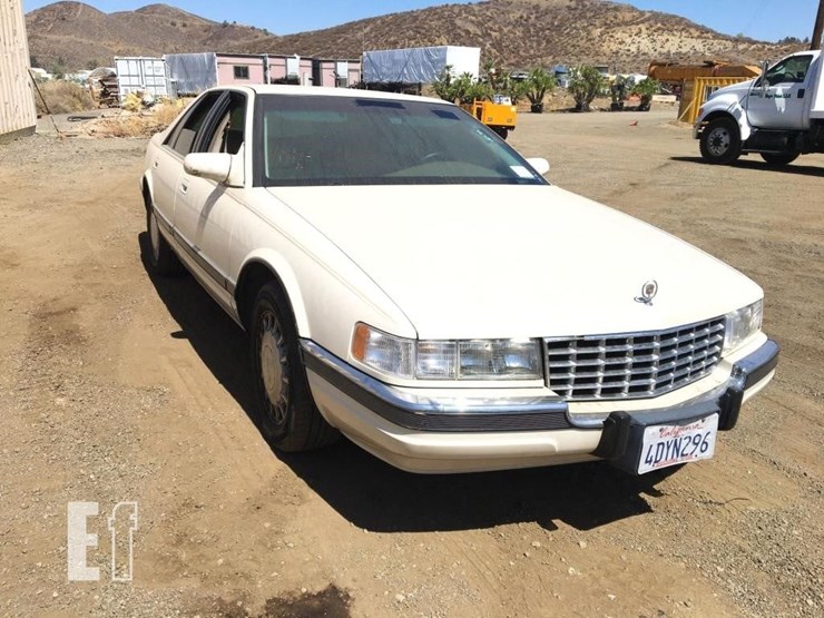 1995-cadillac-seville-sls-image-2