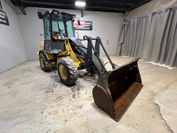 new-holland-w50tc-image-7
