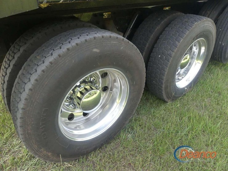 2024-kenworth-t880-image-8