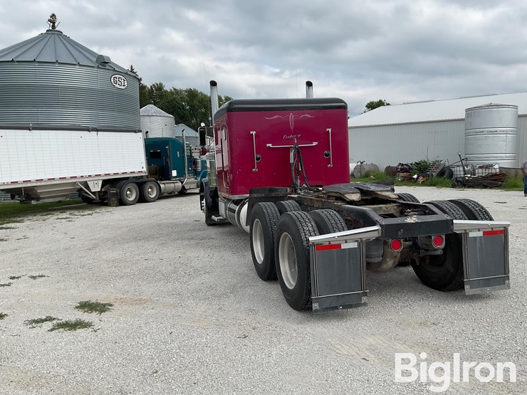 1989-peterbilt-379-image-7