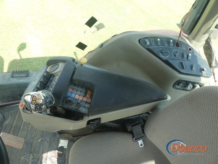 2013-case-ih-magnum-235-image-12