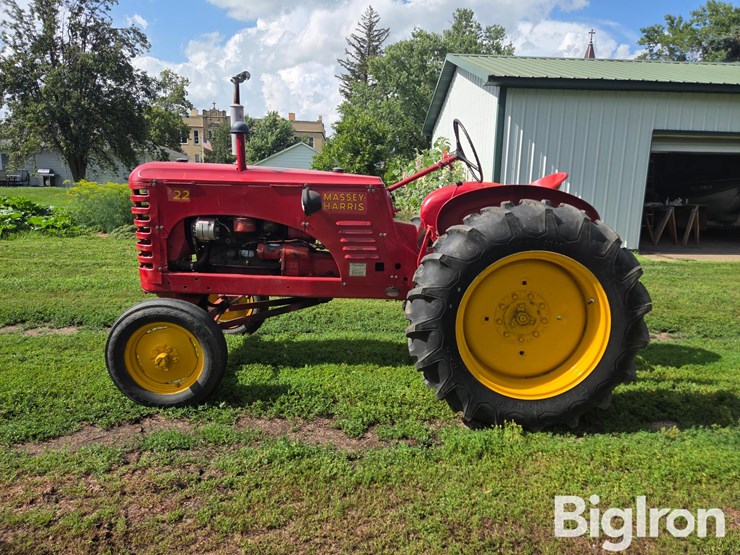 1949-massey-harris-22-image-8