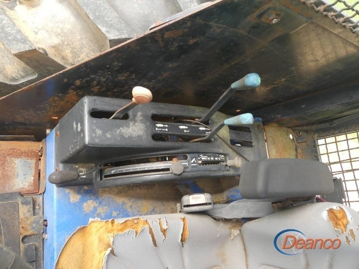 new-holland-ts6030-image-13