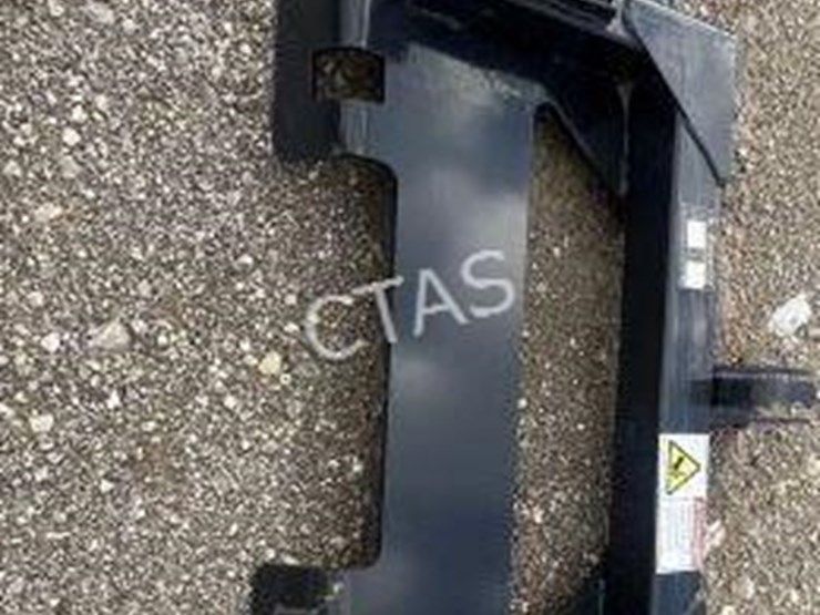 #150-•-wolverine-skid-steer-3-point-quick-attach-image-2