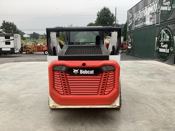 2023-bobcat-t64-image-3