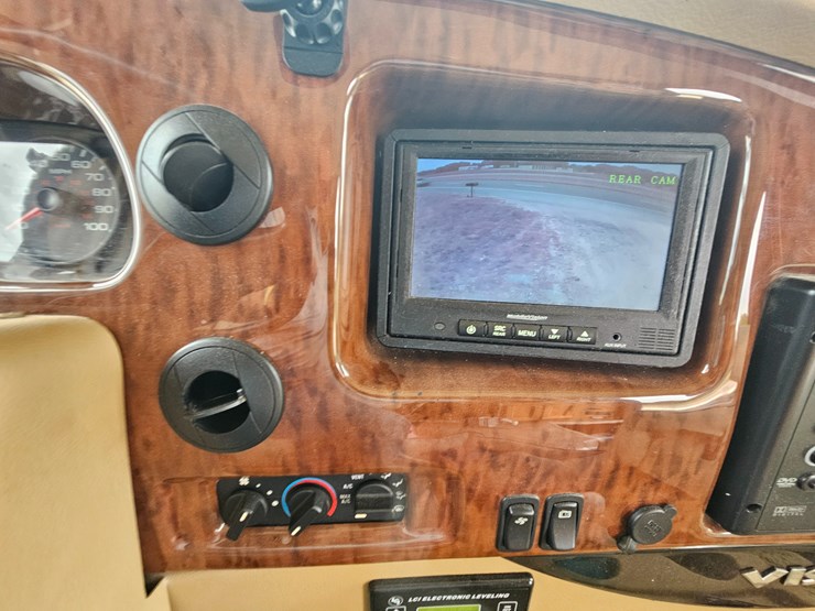 #21543-•-2014-ford-f53-motorhome-image-41