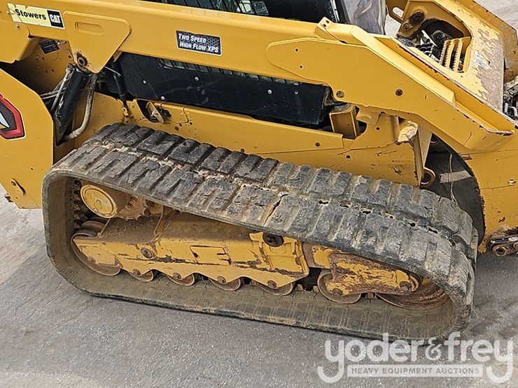 2020-caterpillar-299d3-image-12