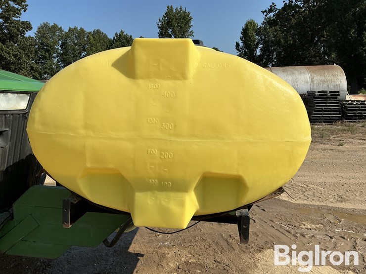 2013-john-deere-8235r-image-19