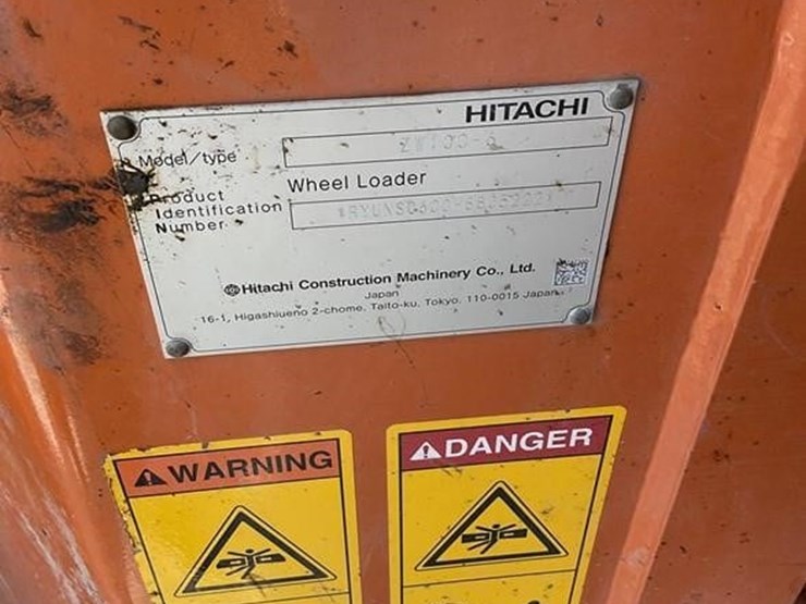 2020-hitachi-zw100-image-18