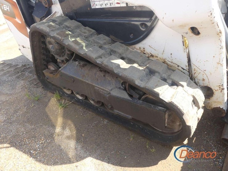 2022-bobcat-t64-image-7