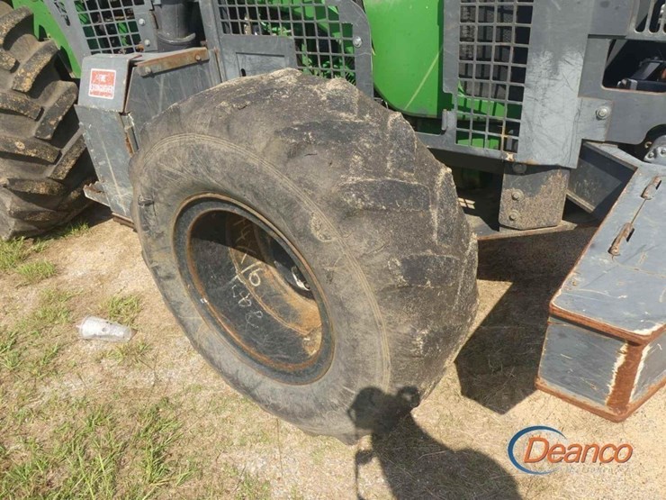 2015-john-deere-5100m-image-8